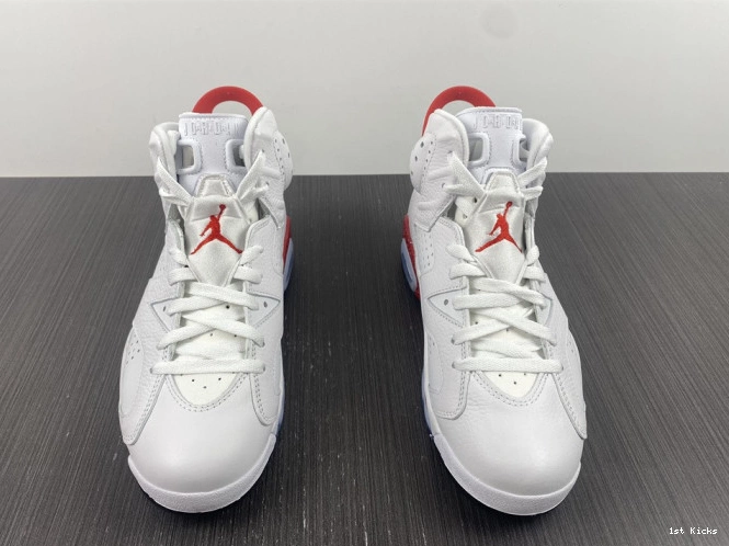 Retro Jordan CT8529-162 Hare 6 0825